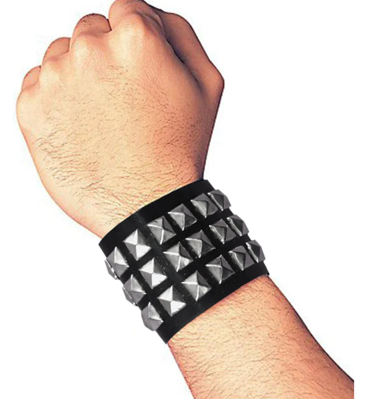TRIPLE STUD WRISTBAND
