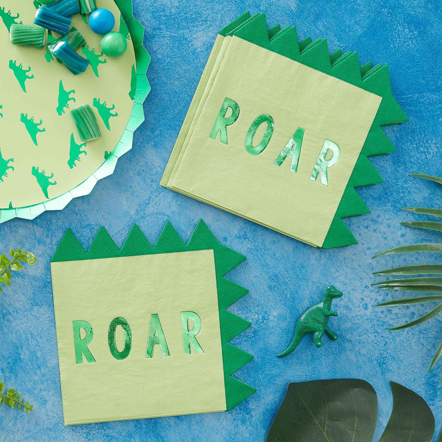 Roar Shaped Napkins 16cm