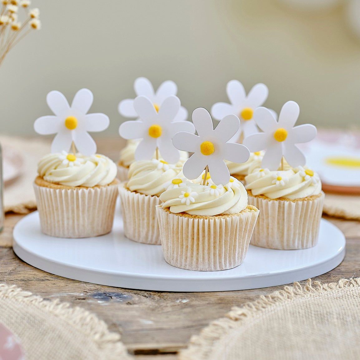 DAISY FLORAL CUPCAKE TOPPERS PK12