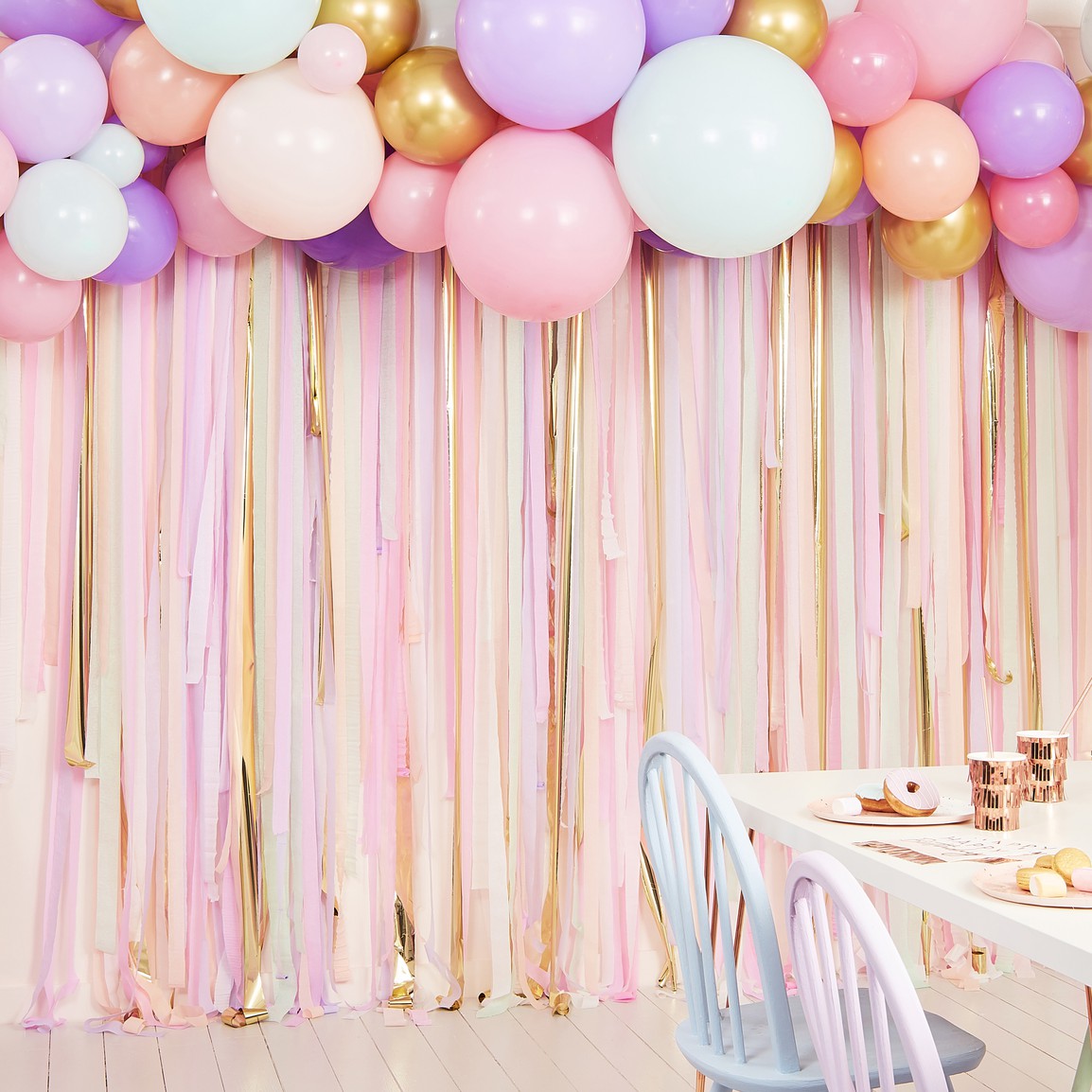 PASTEL & GOLD BALLOON BACKDROP