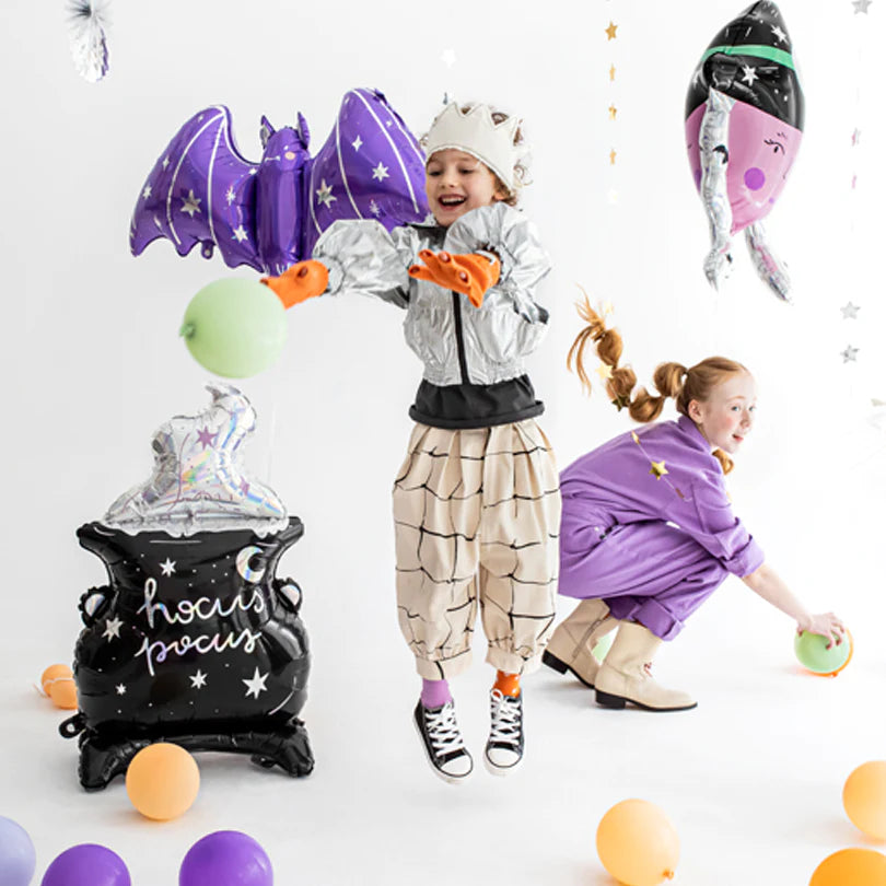 WITCHES CAULDRON FOIL BALLOON